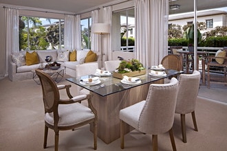 Colony at Fashion Island in Newport Beach, CA - Foto de edificio - Building Photo