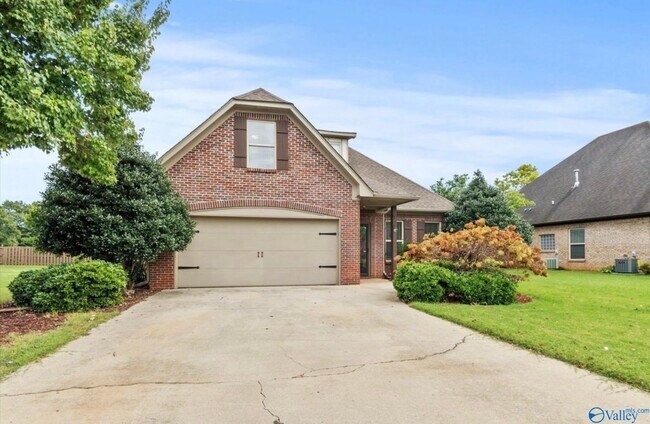 22 Maple Grove Blvd SW in Huntsville, AL - Building Photo - Building Photo