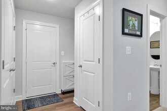 7203 Mountaineer Dr in Alexandria, VA - Building Photo - Building Photo