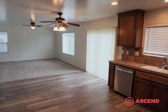 9105 Rockaway Beach Ct in Bakersfield, CA - Building Photo - Building Photo