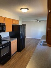 16 N 4th St in Groton, SD - Building Photo - Building Photo