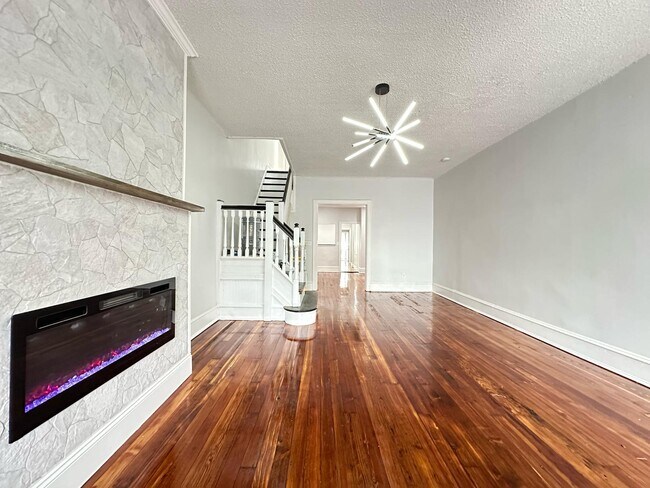property at 5312 W Thompson St