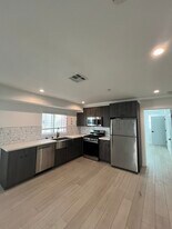 248 N Dillon St in Los Angeles, CA - Building Photo