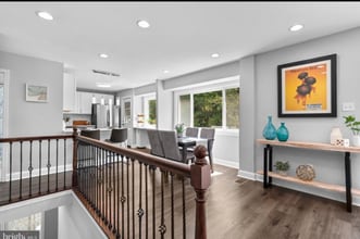 9802 Cherry Tree Ln in Silver Spring, MD - Building Photo - Building Photo