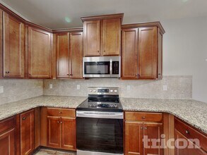 11350 Freeman Way, Unit 208 in Hampton, GA - Building Photo - Building Photo