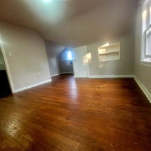 5713 South Blvd in Maple Heights, OH - Building Photo - Building Photo