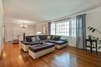 8110 Birnam Wood Dr in McLean, VA - Building Photo - Building Photo