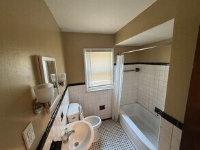 16229 Collingham Dr in Detroit, MI - Building Photo - Building Photo