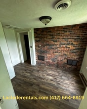 25753 Pelican Dr in Lebanon, MO - Building Photo - Building Photo