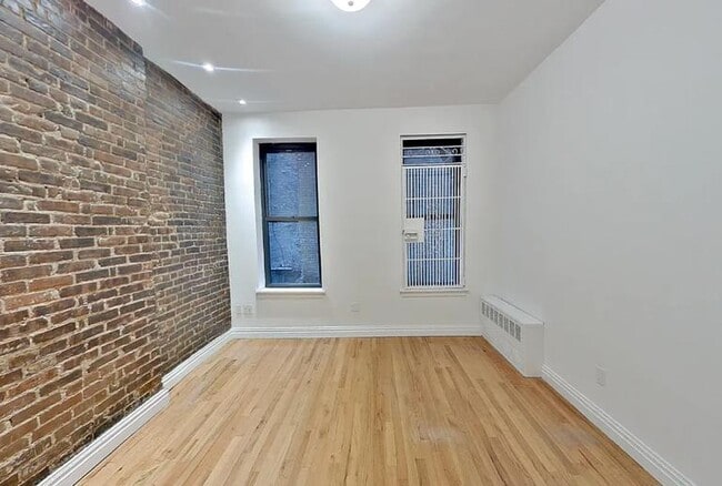 417 3rd Ave in New York, NY - Building Photo - Building Photo