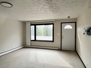 1764 Pine Ridge Dr in Fairbanks, AK - Building Photo - Building Photo