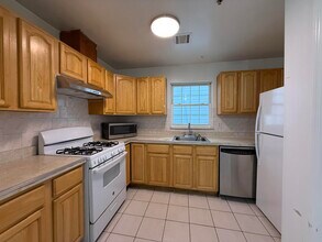 12 Bergen Ave in Jersey City, NJ - Foto de edificio - Building Photo