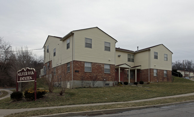 Silver Oak Estates in Cincinnati, OH - Foto de edificio - Building Photo