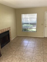 14321 Hanging Moss Cir in Tampa, FL - Building Photo - Building Photo