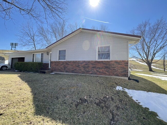 3690 Keystone Dr in Dubuque, IA - Building Photo - Building Photo