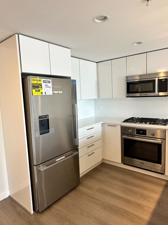 3268 Carscallen Rd in Richmond, BC - Building Photo - Building Photo