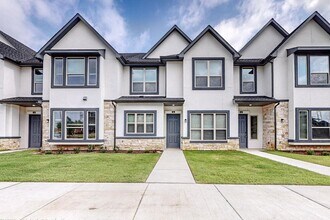 277 Mule Deer Mews in Little Elm, TX - Building Photo - Building Photo