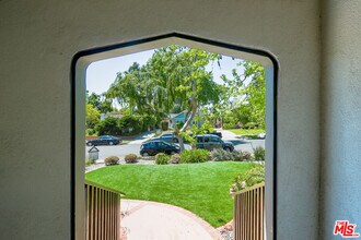 5122 Hermosa Ave in Los Angeles, CA - Building Photo - Building Photo
