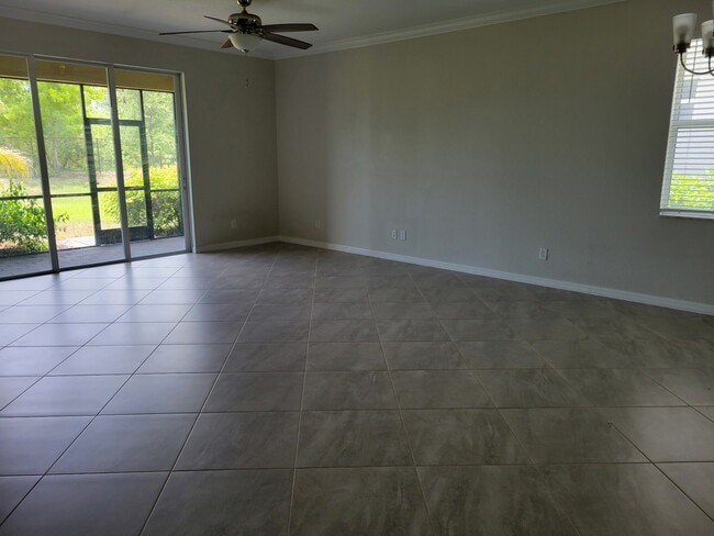 2224 Dancy St in Naples, FL - Building Photo - Building Photo