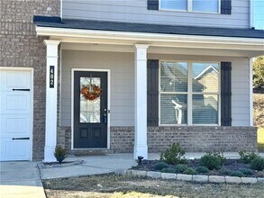 402 Hinton Farm Wy. in Dacula, GA - Building Photo - Building Photo