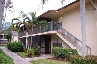 10025 Winding Lake Rd in Sunrise, FL - Building Photo - Building Photo