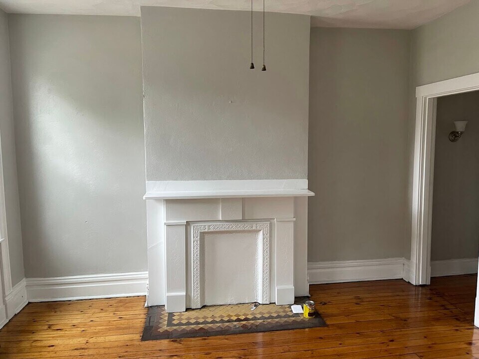 389 40th St in Pittsburgh, PA - Building Photo