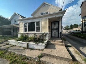 118 W Creighton Ave in Fort Wayne, IN - Building Photo