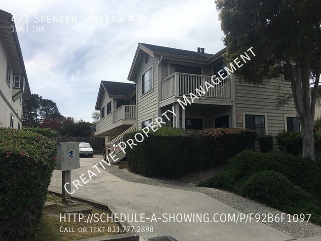 471 Spencer St in Monterey, CA - Building Photo - Building Photo