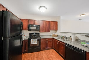 Kirkwood Place Apartments in Burlington, NC - Building Photo