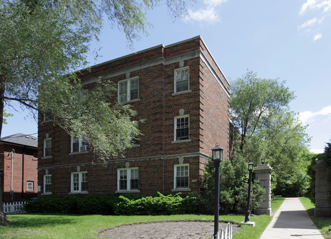 Duplex Avenue Apartments in Toronto, ON - Building Photo - Building Photo