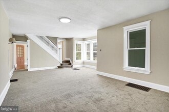 319 N 2nd St in Halifax, PA - Building Photo - Building Photo