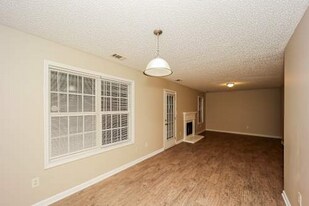 220 Brookwood Cove in College Park, GA - Building Photo