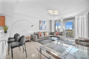 3250 NE 1st Ave, Unit SI FL8-ID1496949P in Miami, FL - Building Photo