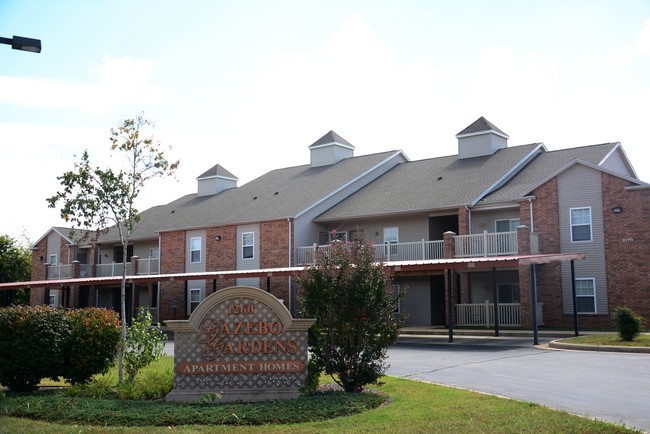 Gazebo Apartments in Springfield, MO - Building Photo - Building Photo