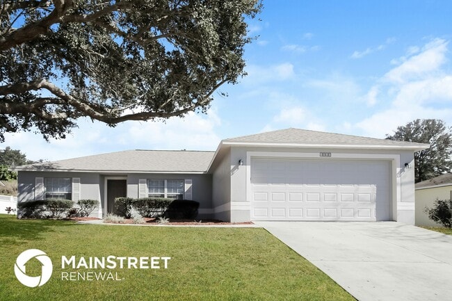 property at 1040 Scenic View Cir