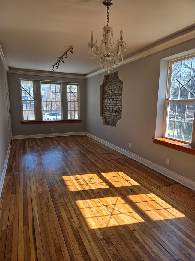 844 N Harding Ave in Chicago, IL - Building Photo - Building Photo