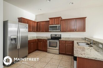 2141 SW 3rd Pl in Cape Coral, FL - Building Photo - Building Photo