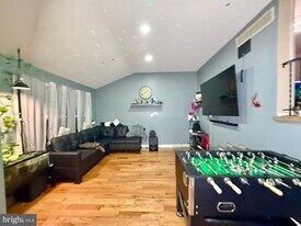 322 7th Ave in Lindenwold, NJ - Building Photo