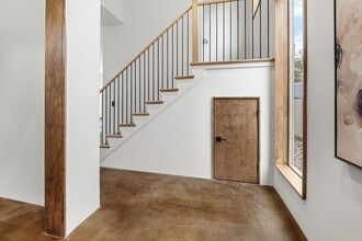 1603 5th Ave N in Nashville, TN - Foto de edificio - Building Photo