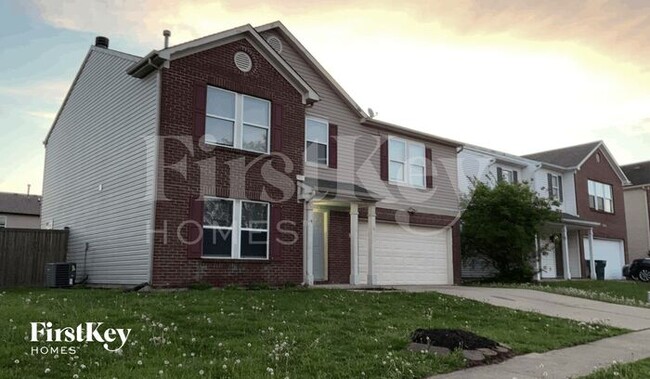 10830 Clear Spring Dr in Camby, IN - Building Photo - Building Photo