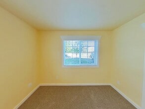 620 NW Kings Blvd in Corvallis, OR - Building Photo - Building Photo