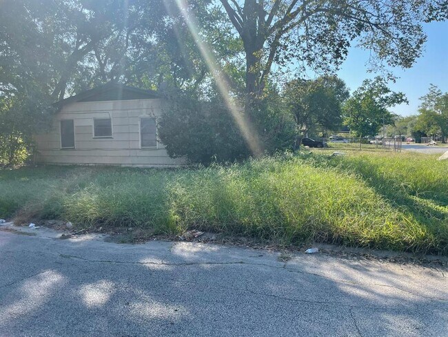 property at 5782 Belcrest St