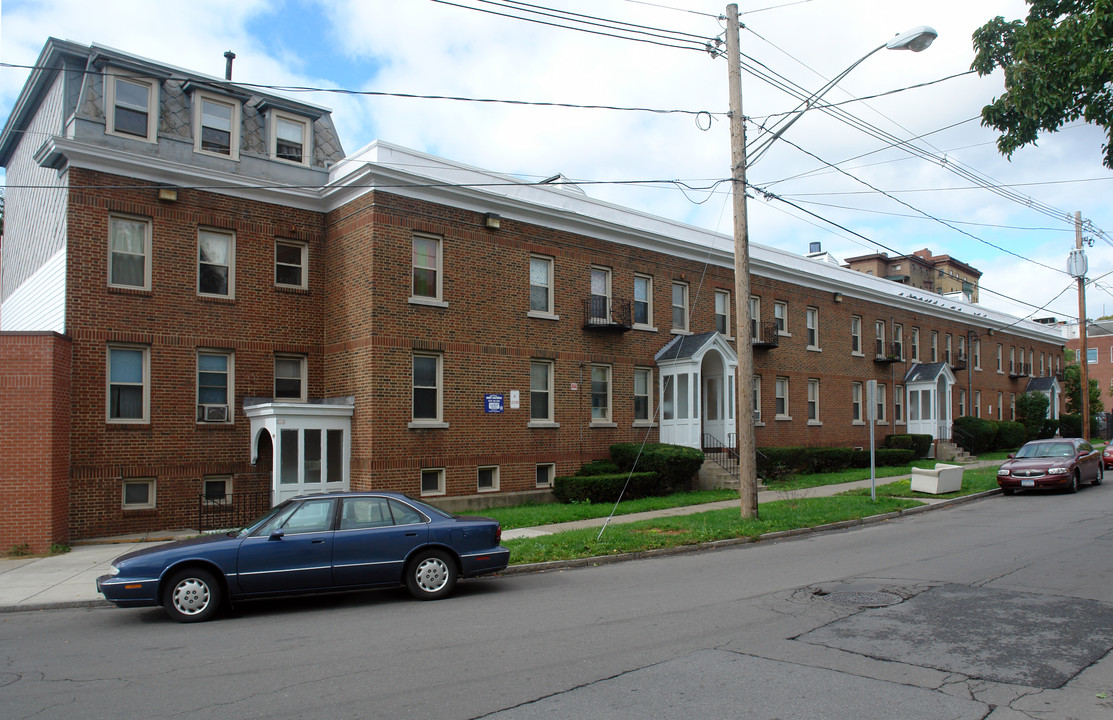 316 Catherine St in Syracuse, NY - Foto de edificio