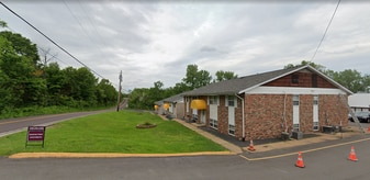 389 Corisande Hill Rd, Unit 5 in Fenton, MO - Building Photo