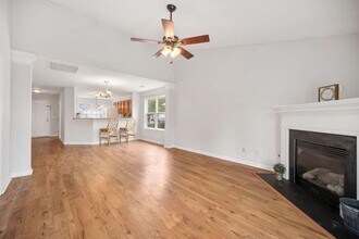 1278 River Rock Rd in Hanahan, SC - Building Photo - Building Photo