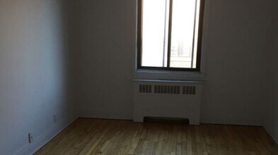 5555 Beaucourt in Montréal, QC - Building Photo - Building Photo