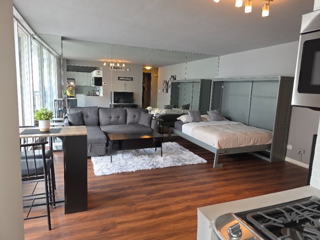 property at 620 Peachtree St NE