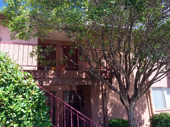 250 Sunset Dr in Sedona, AZ - Building Photo - Building Photo