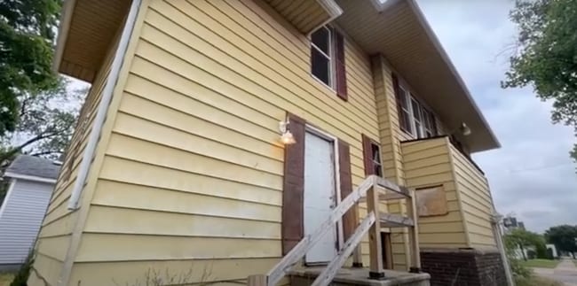 property at 401 W Marion St