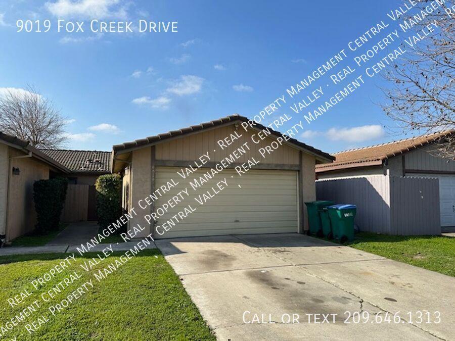 9019 Fox Creek Dr in Stockton, CA - Building Photo